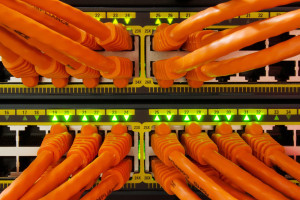 PvdA wil scherpere criteria voor aanleg snel internet: lagere aansluitkosten, meer aansluitingen