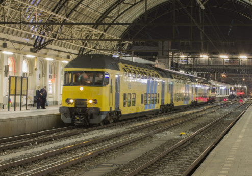 PvdA wil thuiskomgarantie voor treinreizigers via Zwolle