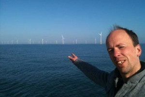 PvdA fractie bezoekt windmolenpark voor de kust