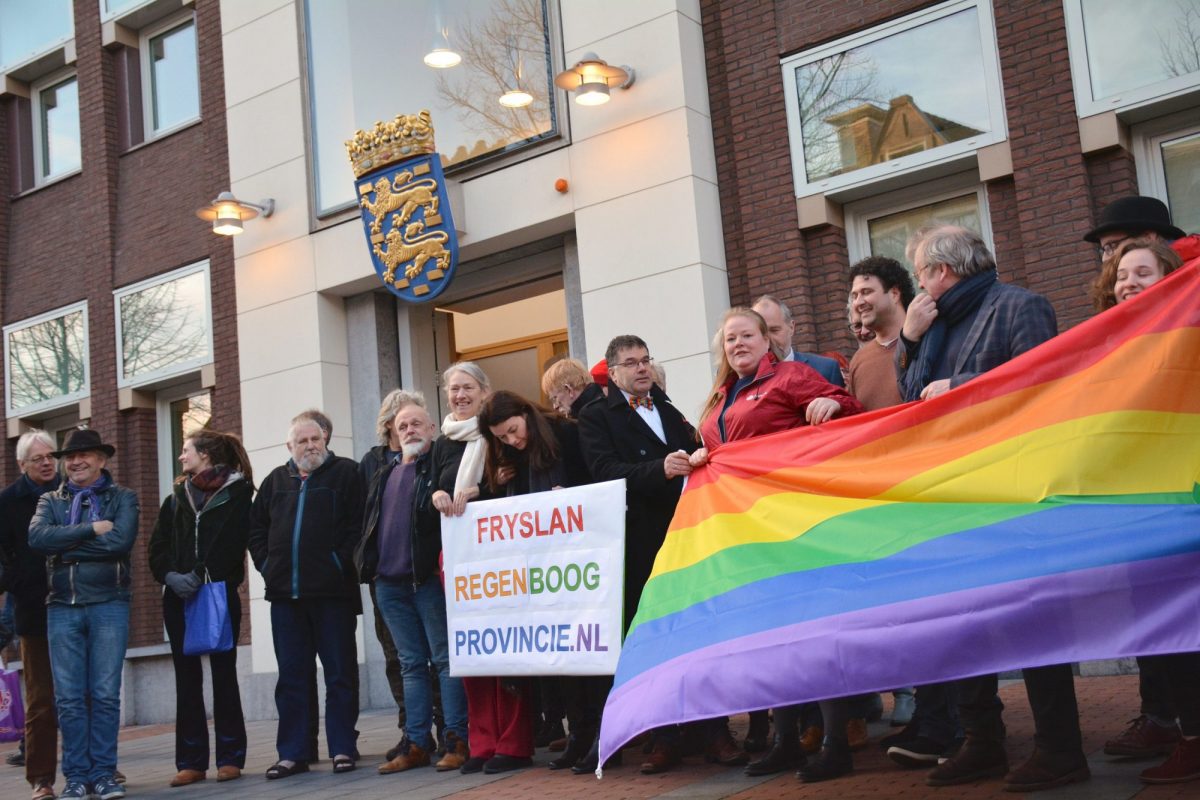 https://friesland.pvda.nl/nieuws/regenboogvlag-wappert-bij-provinciehuis-voor-gelijkheid-en-tolerantie/
